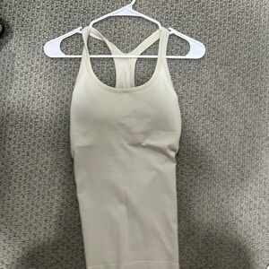 Lulu lemon tank size 6
